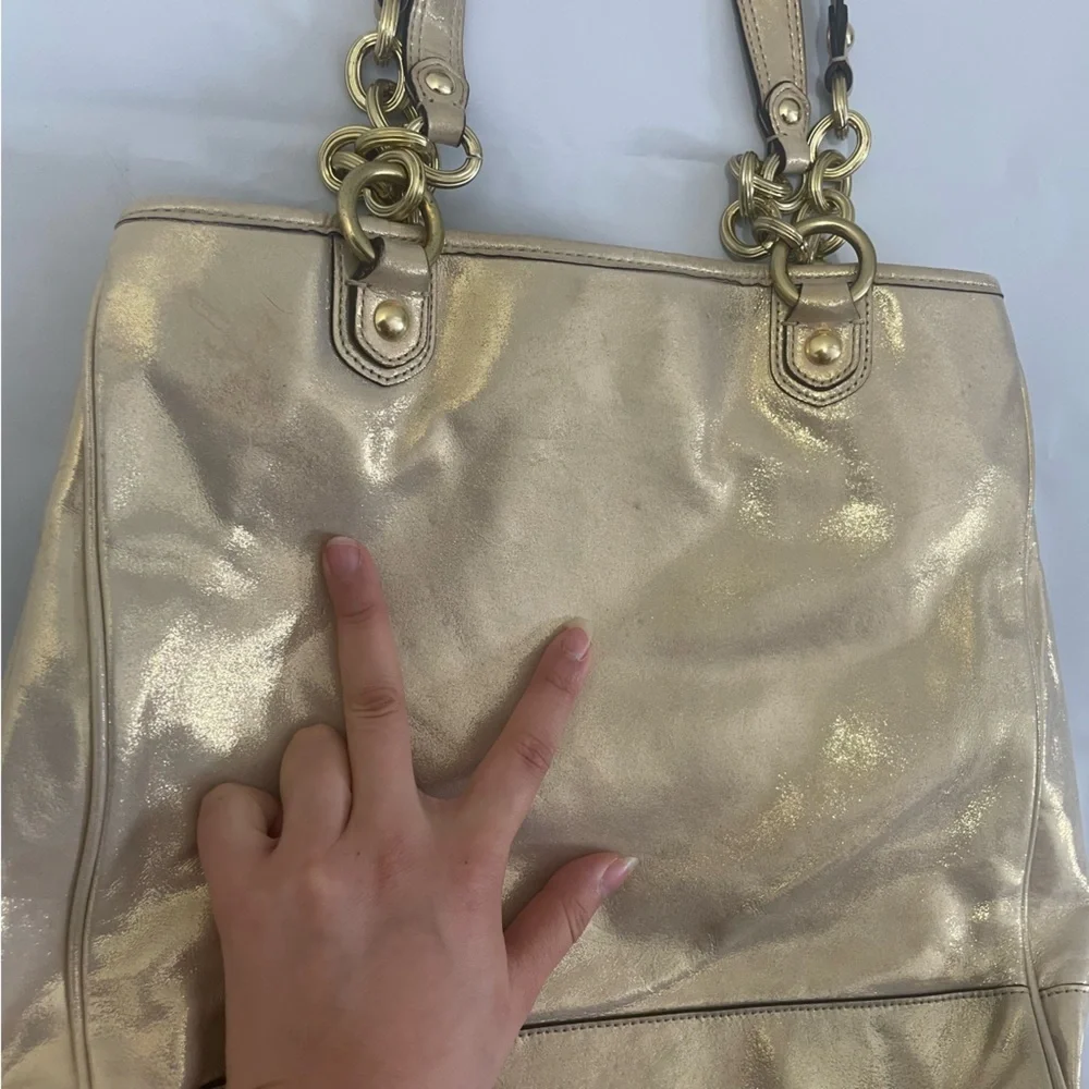✨ Coach Poppy Camelia Leather Pushlock Tote – Limited Edition ✨ - Picture 11 of 16